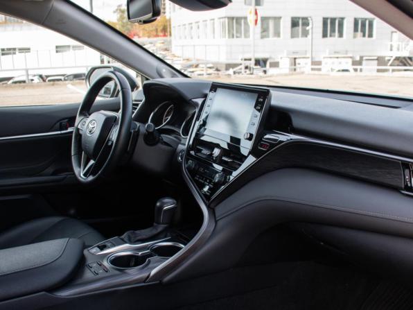 Toyota Camry VIII (XV70) Рестайлинг с пробегом 2021 года, цена 3 749 000 рублей, 114800 км, седан, Автокод Объявления