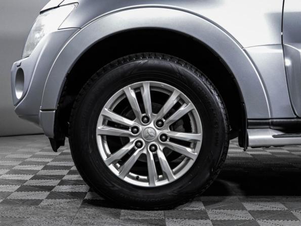 Mitsubishi Pajero IV Рестайлинг 1 с пробегом 2012 года, цена 1 630 000 рублей, 220186 км, внедорожник, Автокод Объявления
