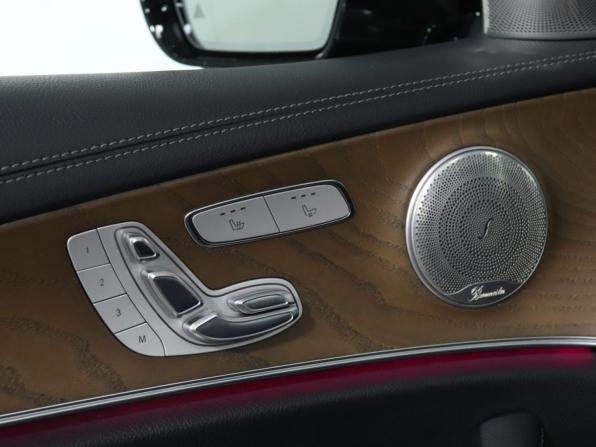 Mercedes-Benz E-Класс V (W213 S213 C238) Рестайлинг с пробегом 2021 года, цена 4 299 000 рублей, 79600 км, седан, Автокод Объявления