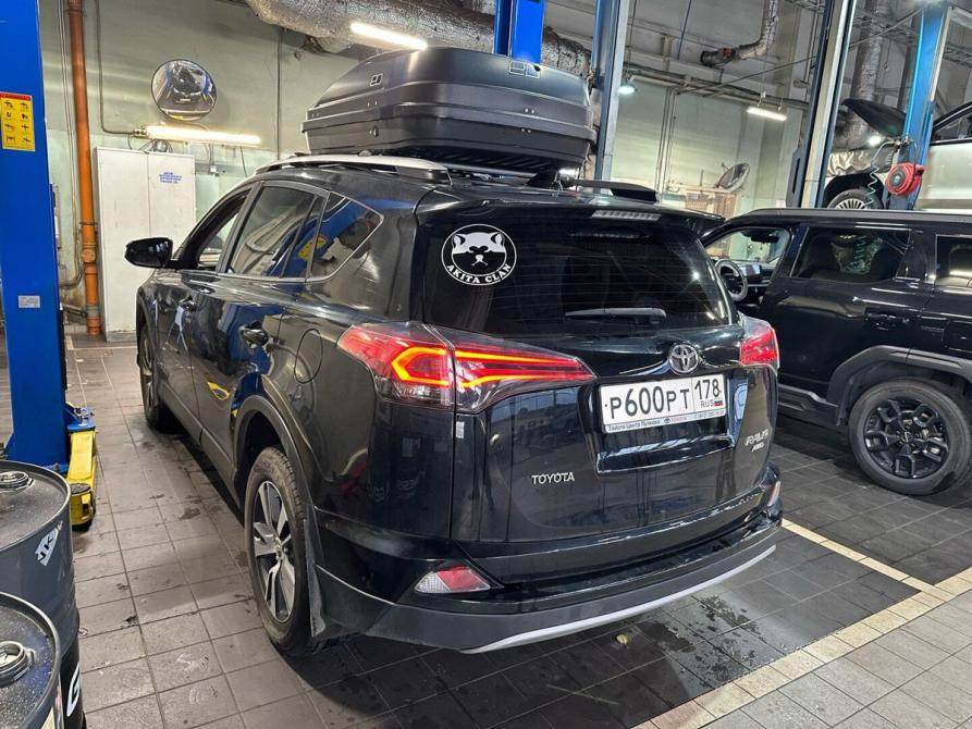 Toyota RAV4 IV (XA40) Рестайлинг Санкт-Петербург  - изображение 4