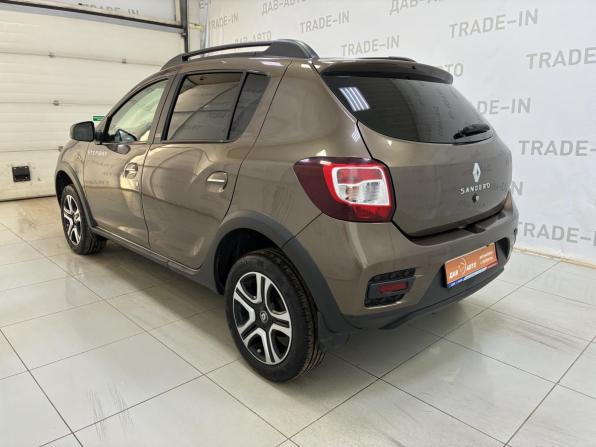 Renault Sandero II Рестайлинг с пробегом 2019 года, цена 1 325 000 рублей, 37000 км, хэтчбек, Автокод Объявления