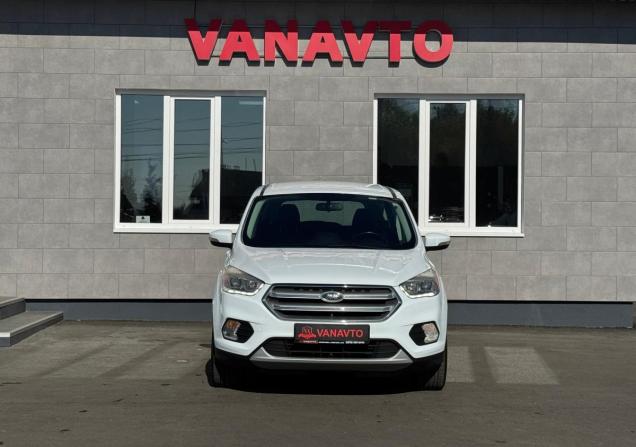 Ford Kuga II Рестайлинг с пробегом 2017 года, цена 1 870 000 рублей, 91266 км, внедорожник, Автокод Объявления