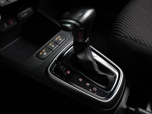 Kia Rio IV с пробегом 2018 года, цена 1 272 000 рублей, 182347 км, хэтчбек, Автокод Объявления