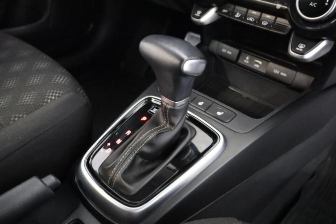 Kia Rio IV с пробегом 2020 года, цена 1 399 000 рублей, 143000 км, хэтчбек, Автокод Объявления
