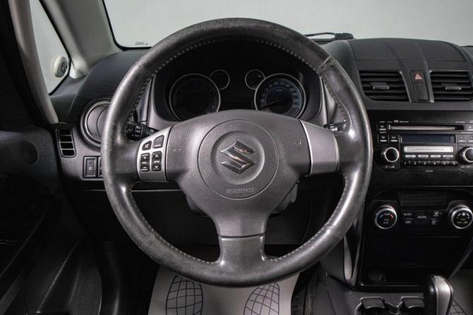 Suzuki SX4 I (Classic) Рестайлинг с пробегом 2010 года, цена 749 000 рублей, 309545 км, хэтчбек, Автокод Объявления
