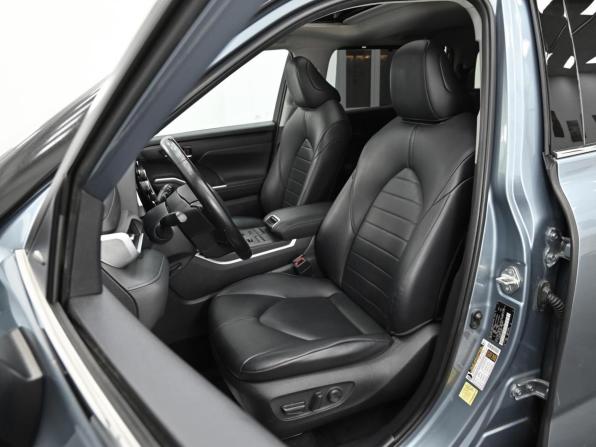 Toyota Highlander IV (XU70) с пробегом 2020 года, цена 2 999 000 рублей, 135000 км, внедорожник, Автокод Объявления