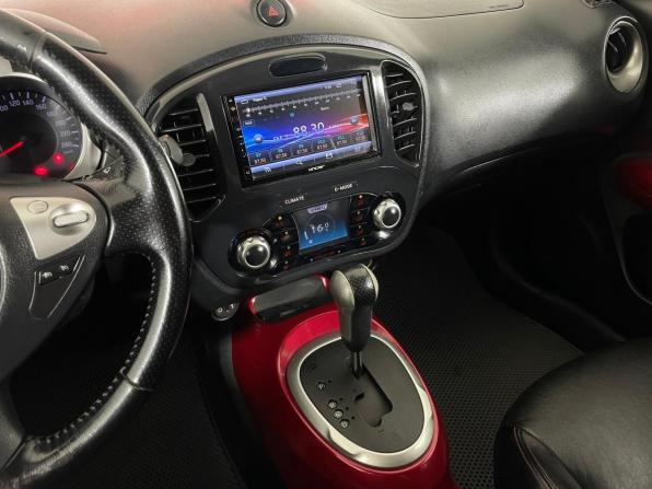 Nissan Juke I с пробегом 2011 года, цена 860 000 рублей, 246511 км, внедорожник, Автокод Объявления