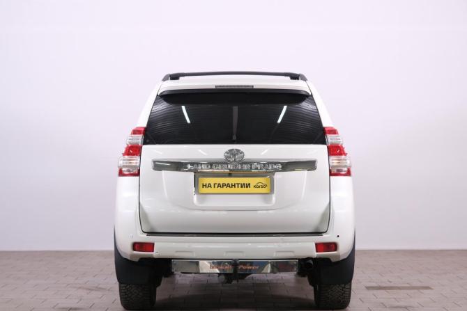 Toyota Land Cruiser Prado 150 Series Рестайлинг 1 с пробегом 2015 года, цена 4 529 000 рублей, 143000 км, внедорожник, Автокод Объявления