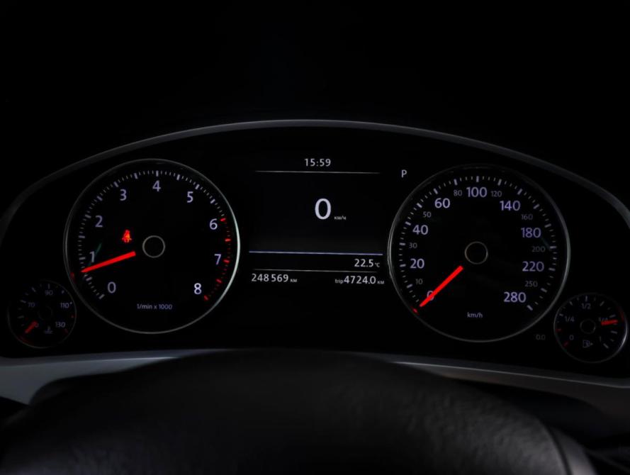 Volkswagen Touareg II Москва  - изображение 16