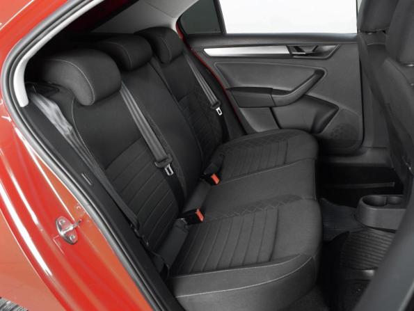 Skoda Rapid I Рестайлинг с пробегом 2019 года, цена 1 299 000 рублей, 143815 км, лифтбек, Автокод Объявления
