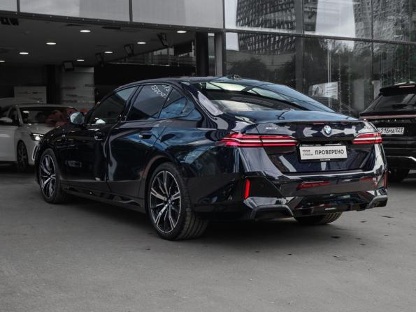 BMW 5 серии VIII (G60/G61/G68) с пробегом 2024 года, цена 8 200 000 рублей, 11474 км, седан, Автокод Объявления