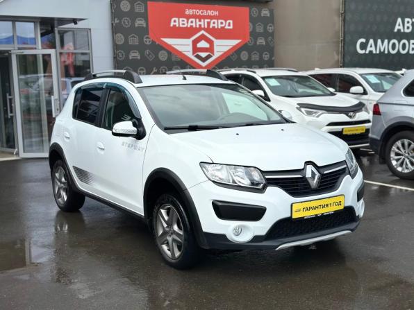 Renault Sandero II с пробегом 2018 года, цена 1 100 000 рублей, 95809 км, хэтчбек, Автокод Объявления
