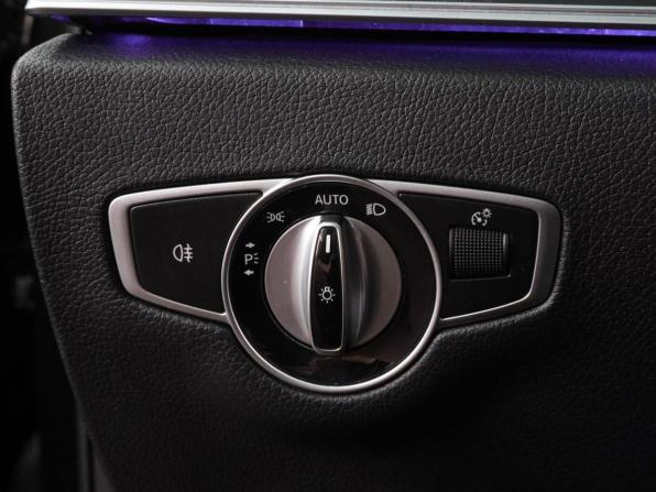 Mercedes-Benz E-Класс V (W213 S213 C238) с пробегом 2019 года, цена 3 470 000 рублей, 75022 км, седан, Автокод Объявления