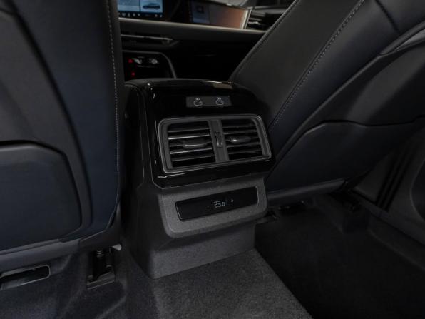 Audi Q5 III (GU) с пробегом 2026 года, цена 6 450 000 рублей, 15 км, внедорожник, Автокод Объявления