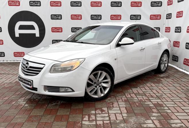 Opel Insignia I Рестайлинг с пробегом 2013 года, цена 699 990 рублей, 205000 км, седан, Автокод Объявления