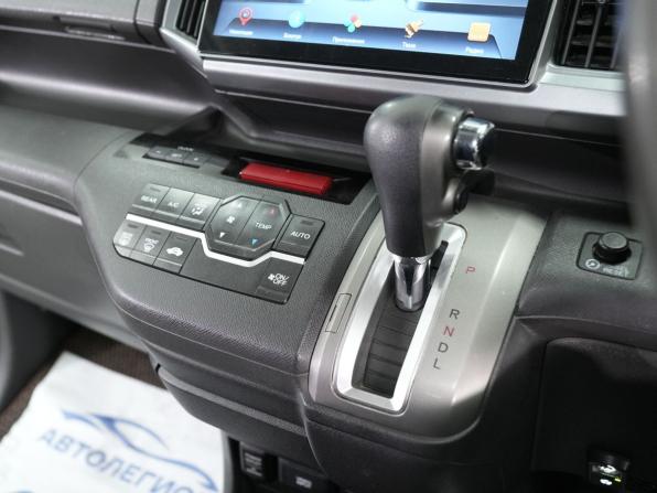 Honda Stepwgn IV Рестайлинг с пробегом 2012 года, цена 1 470 000 рублей, 194406 км, минивэн, Автокод Объявления
