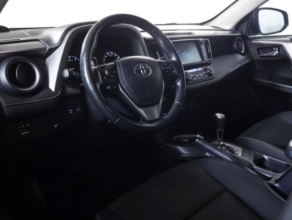 Toyota RAV4 IV (XA40) Рестайлинг с пробегом 2019 года, цена 1 890 000 рублей, 253260 км, внедорожник, Автокод Объявления