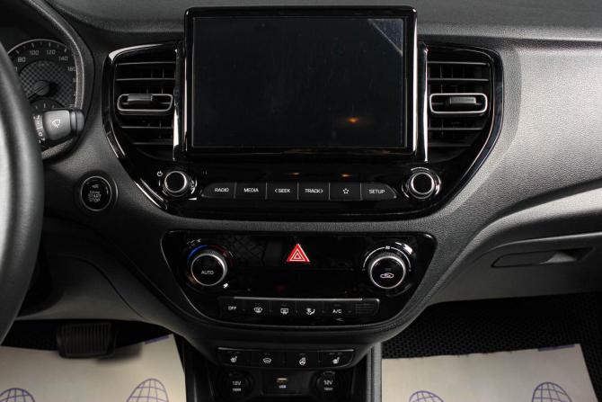 Hyundai Solaris II Рестайлинг с пробегом 2021 года, цена 1 829 000 рублей, 94847 км, седан, Автокод Объявления