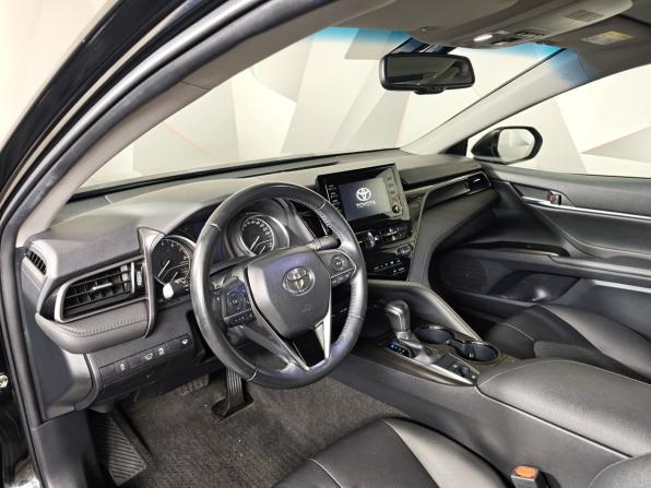 Toyota Camry VIII (XV70) Рестайлинг с пробегом 2022 года, цена 2 845 000 рублей, 77998 км, седан, Автокод Объявления