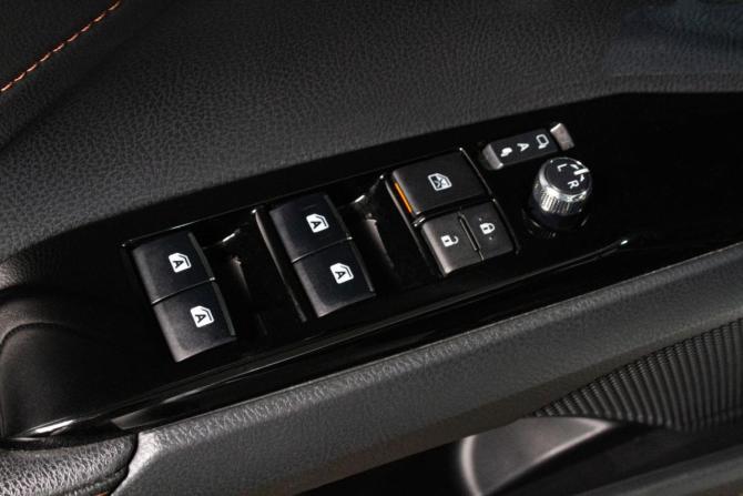 Toyota Camry VIII (XV70) с пробегом 2019 года, цена 3 099 000 рублей, 67356 км, седан, Автокод Объявления