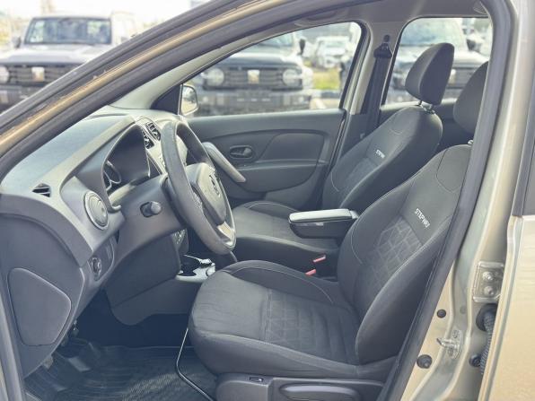 Renault Sandero II с пробегом 2018 года, цена 775 000 рублей, 170164 км, хэтчбек, Автокод Объявления
