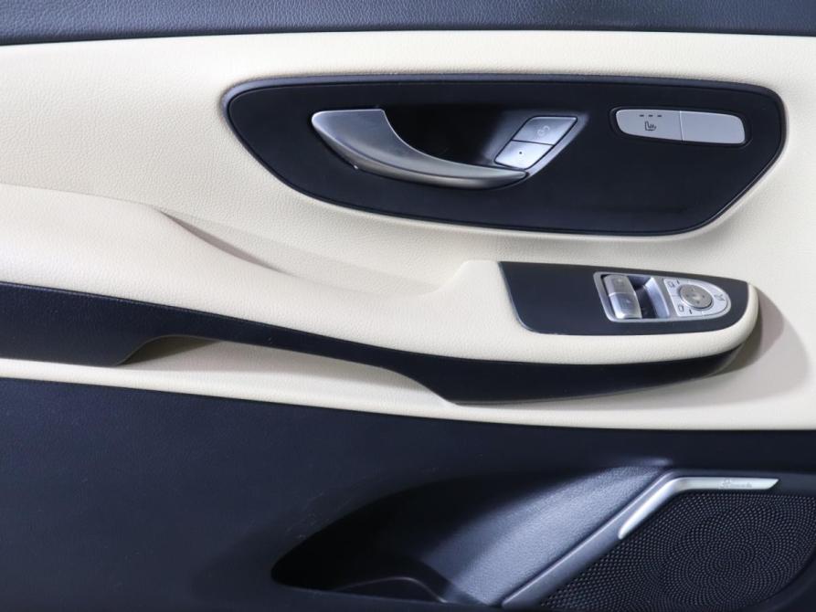 Mercedes-Benz V-Класс III (W447) Рестайлинг Москва  - изображение 18