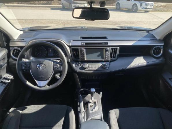 Toyota RAV4 IV (XA40) Рестайлинг с пробегом 2019 года, цена 2 960 000 рублей, 93900 км, внедорожник, Автокод Объявления