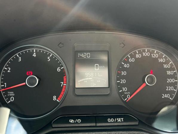 Volkswagen Polo V Рестайлинг с пробегом 2018 года, цена 1 154 630 рублей, 95810 км, седан, Автокод Объявления