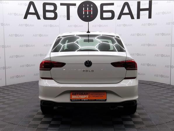 Volkswagen Polo VI с пробегом 2021 года, цена 1 377 000 рублей, 72606 км, лифтбек, Автокод Объявления