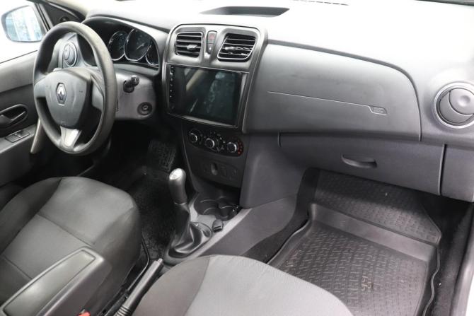 Renault Logan II с пробегом 2015 года, цена 677 000 рублей, 141820 км, седан, Автокод Объявления
