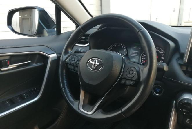 Toyota RAV4 V (XA50) с пробегом 2020 года, цена 3 280 000 рублей, 85729 км, внедорожник, Автокод Объявления
