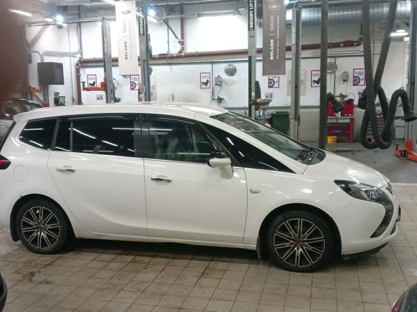 Opel Zafira C с пробегом 2013 года, цена 800 000 рублей, 209510 км, компактвэн, Автокод Объявления