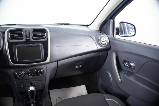 Renault Sandero II Рестайлинг с пробегом 2018 года, цена 1 349 000 рублей, 87200 км, хэтчбек, Автокод Объявления