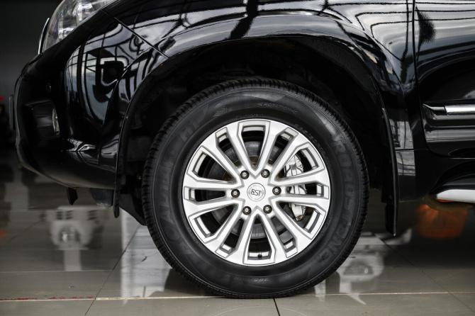 Toyota Land Cruiser Prado 150 Series с пробегом 2012 года, цена 2 570 000 рублей, 201524 км, внедорожник, Автокод Объявления