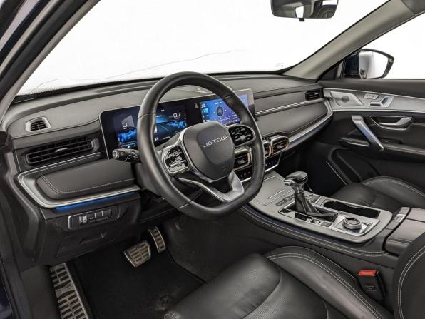 JETOUR X70+ I Рестайлинг с пробегом 2023 года, цена 2 150 000 рублей, 35104 км, внедорожник, Автокод Объявления