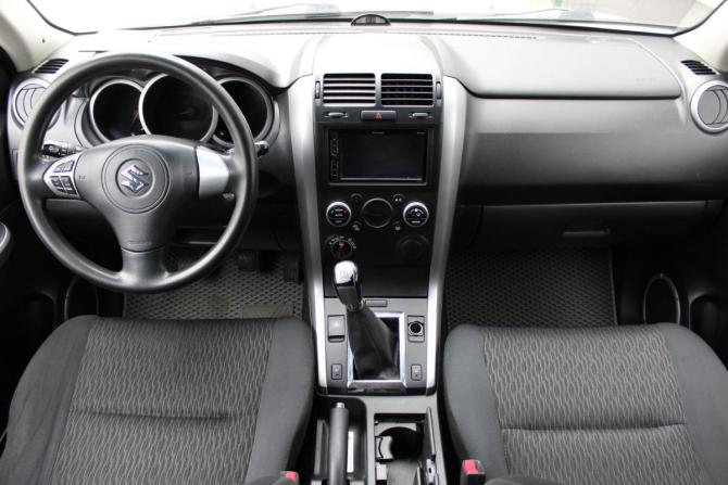Suzuki Grand Vitara II Рестайлинг 2 с пробегом 2012 года, цена 975 000 рублей, 268545 км, внедорожник, Автокод Объявления