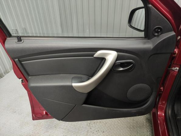 Renault Logan I Рестайлинг с пробегом 2011 года, цена 395 000 рублей, 208135 км, седан, Автокод Объявления