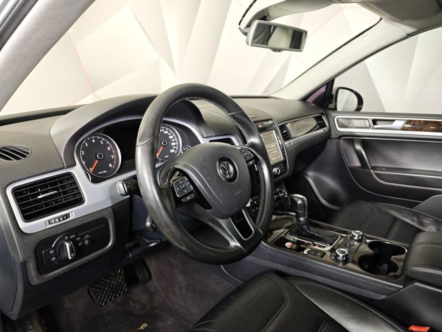 Volkswagen Touareg II Москва  - изображение 17