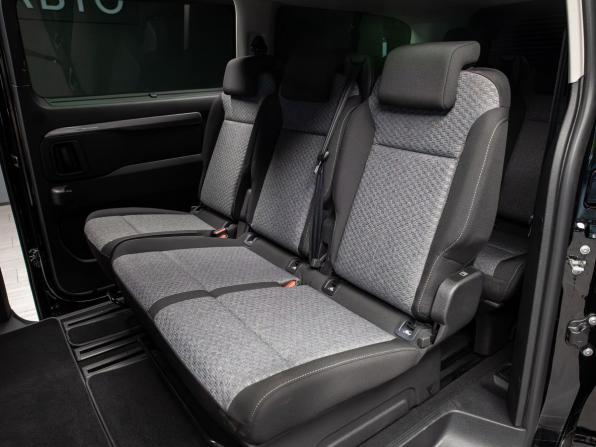 Opel Zafira Life I Рестайлинг с пробегом 2026 года, цена 5 850 000 рублей, 30 км, минивэн, Автокод Объявления