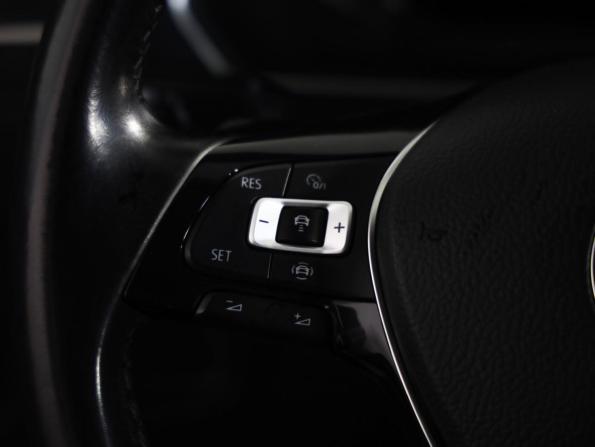 Volkswagen Tiguan II с пробегом 2019 года, цена 2 159 000 рублей, 184352 км, внедорожник, Автокод Объявления