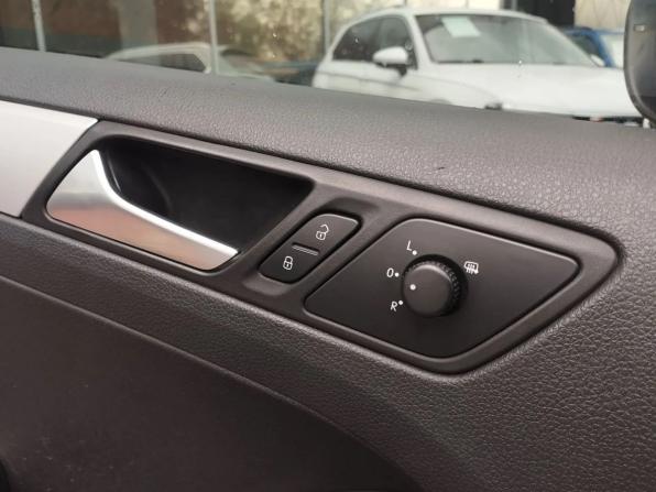 Volkswagen Jetta VI с пробегом 2012 года, цена 869 000 рублей, 191048 км, седан, Автокод Объявления