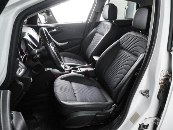 Opel Astra J Рестайлинг с пробегом 2013 года, цена 999 000 рублей, 93194 км, седан, Автокод Объявления