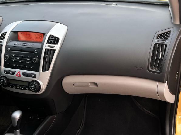 Kia Ceed I с пробегом 2009 года, цена 630 000 рублей, 243475 км, универсал, Автокод Объявления