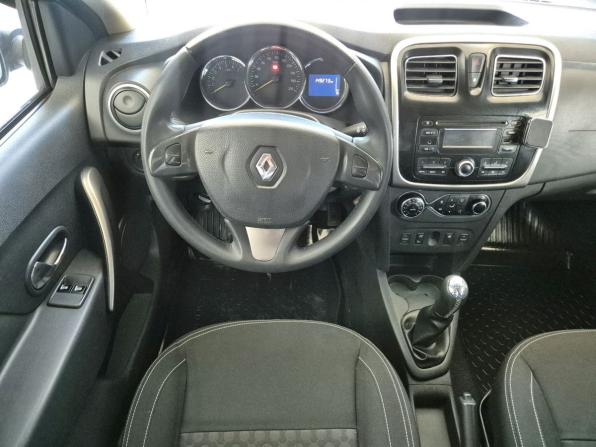 Renault Sandero II с пробегом 2016 года, цена 699 000 рублей, 149272 км, хэтчбек, Автокод Объявления