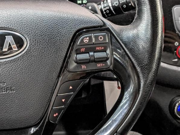 Kia Ceed II с пробегом 2015 года, цена 1 255 000 рублей, 118804 км, универсал, Автокод Объявления