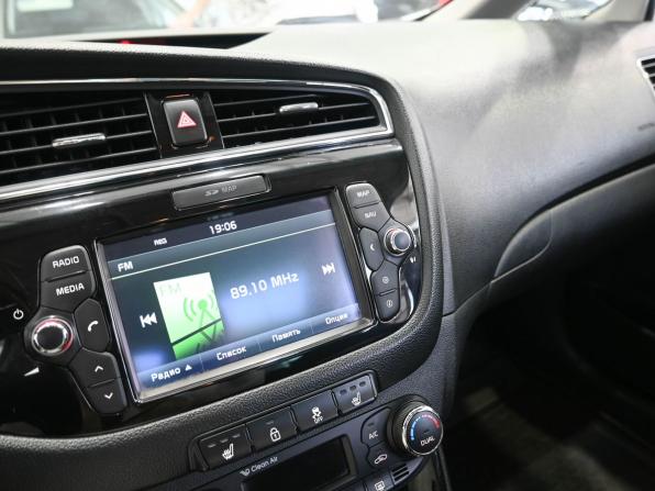 Kia Ceed II Рестайлинг с пробегом 2016 года, цена 1 319 900 рублей, 99209 км, универсал, Автокод Объявления