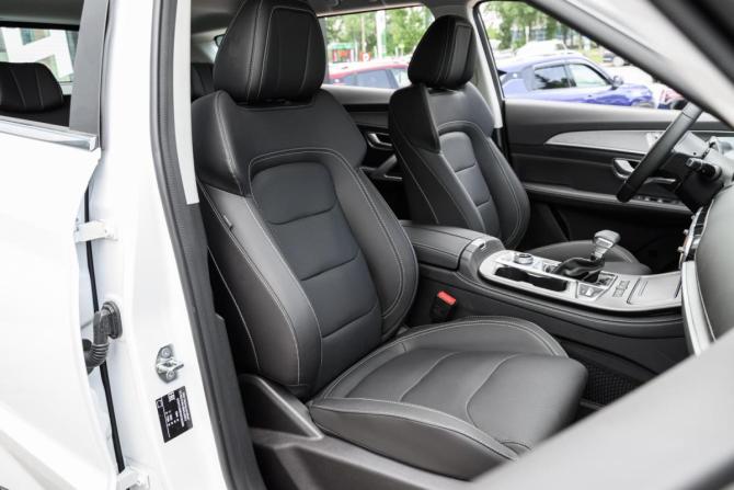 JETOUR X70+ I Рестайлинг с пробегом 2025 года, цена 2 899 000 рублей, 6 км, внедорожник, Автокод Объявления