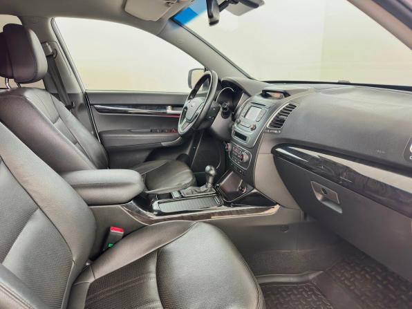 Kia Sorento II Рестайлинг с пробегом 2018 года, цена 1 999 000 рублей, 167710 км, внедорожник, Автокод Объявления