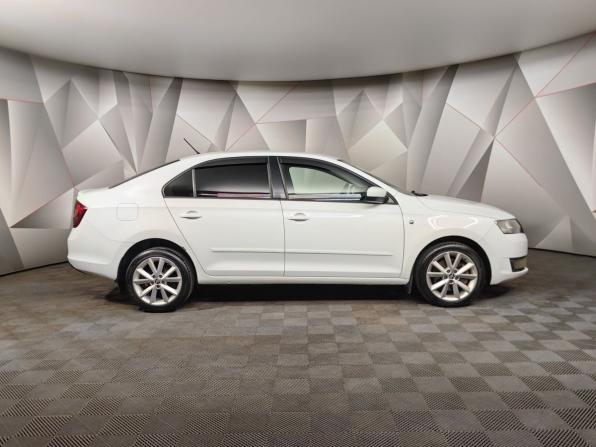 Skoda Rapid I с пробегом 2015 года, цена 879 000 рублей, 209754 км, лифтбек, Автокод Объявления