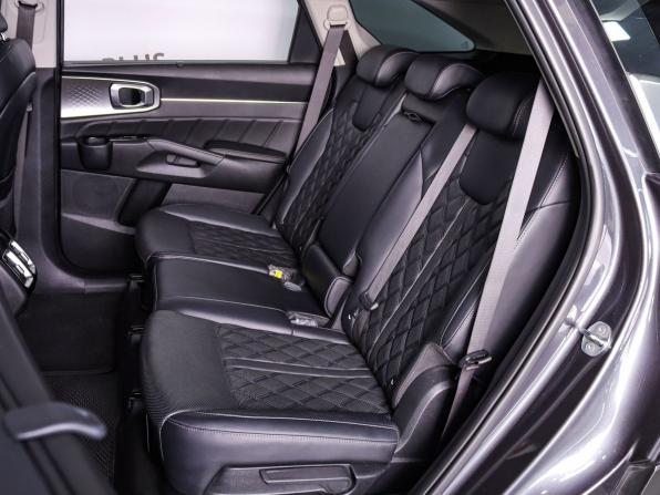 Kia Sorento IV с пробегом 2021 года, цена 3 395 000 рублей, 102231 км, внедорожник, Автокод Объявления